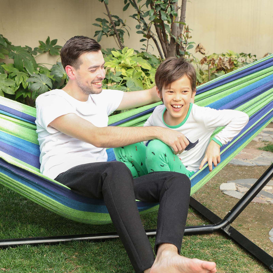 Portable Hammock – 70% Cotton – Multi-Color – Includes Two Pillows, Supports Up to 300 kg