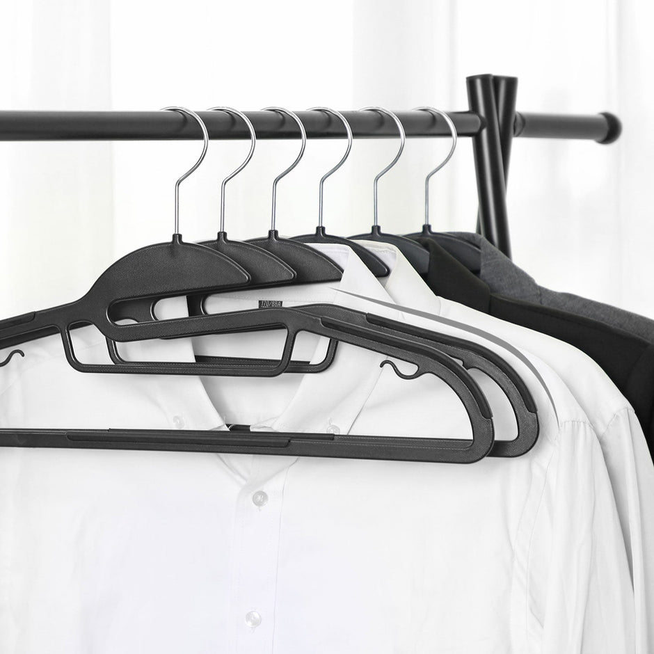Coat Hangers – Plastic – Grey – Non-Slip Space Saving Design with 360° Rotating Hook, Set of 20
