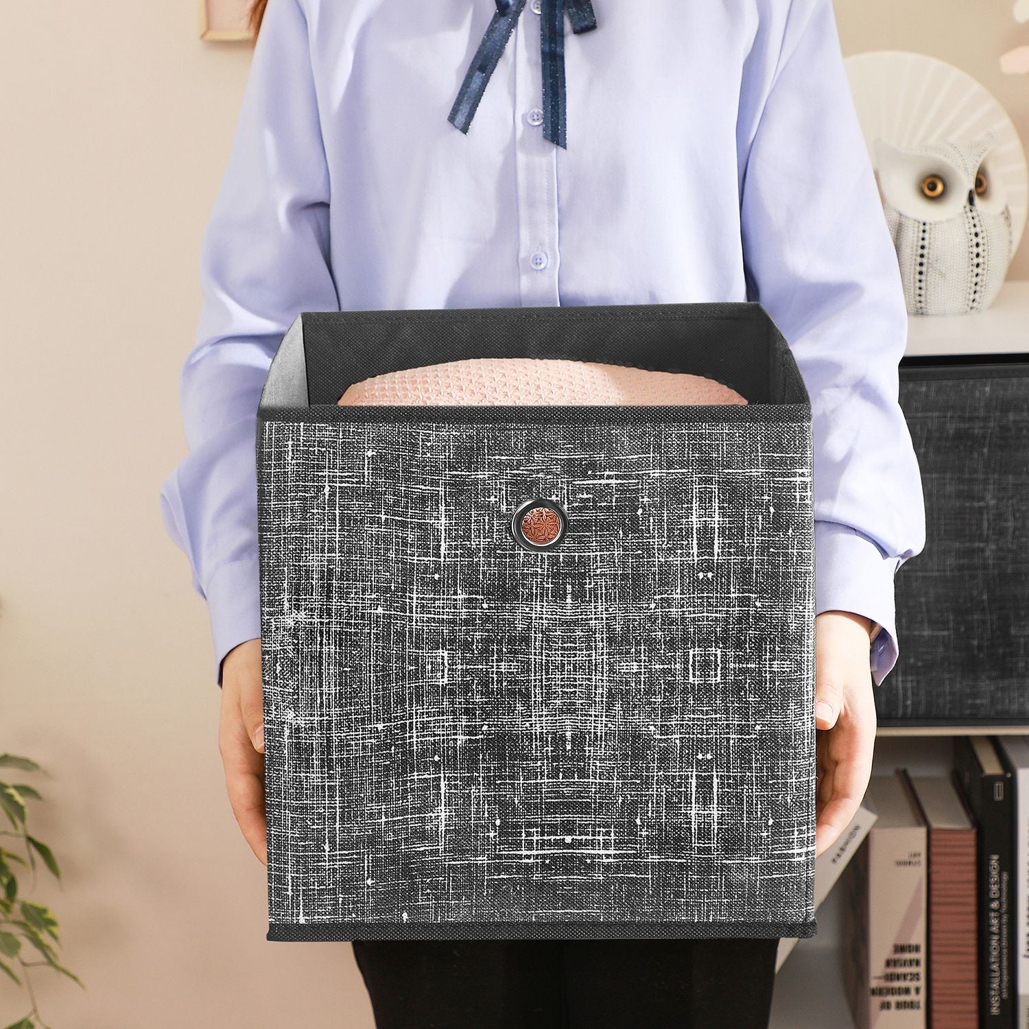 Set of 6 Foldable Non-Woven Fabric Storage Boxes – Gray – Includes Handle – 30 x 30 x 30 cm