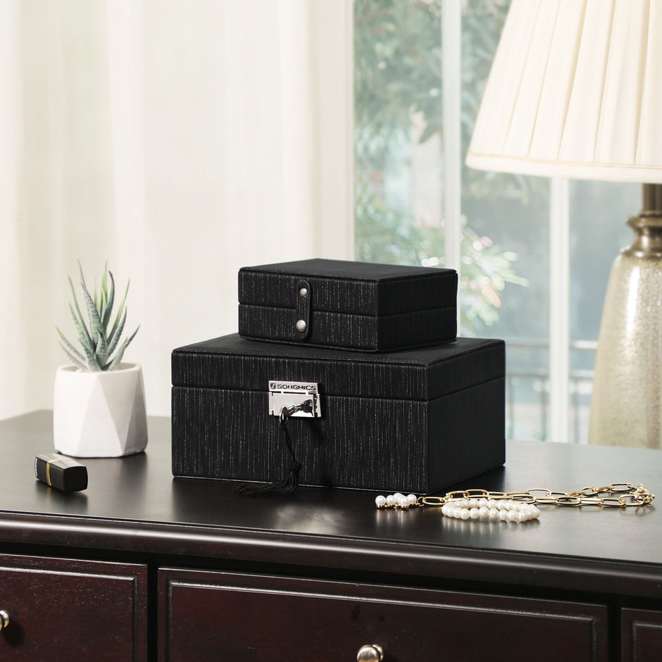 Jewelry Box – Wood – Black – Lockable with Removable Divider and Foldable Tray