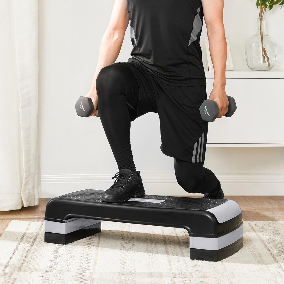 Aerobic Step Platform – Plastic – Grey – Height-Adjustable with Resistance Band