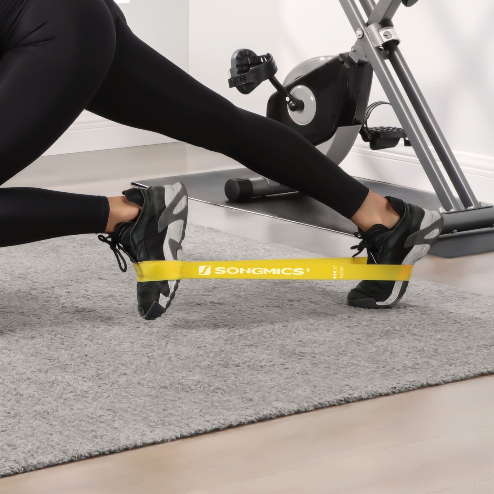 Step Platform – Plastic – Grey – Height Adjustable with Resistance Band