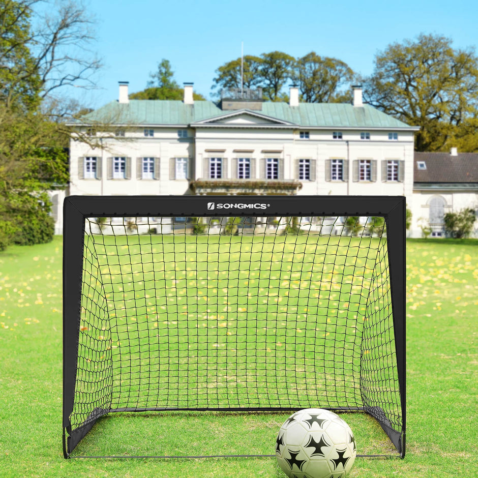 Set of 2 Portable Soccer Nets – Steel and Fibreglass – Red – Quick Assembly for Garden, Park, and Beach