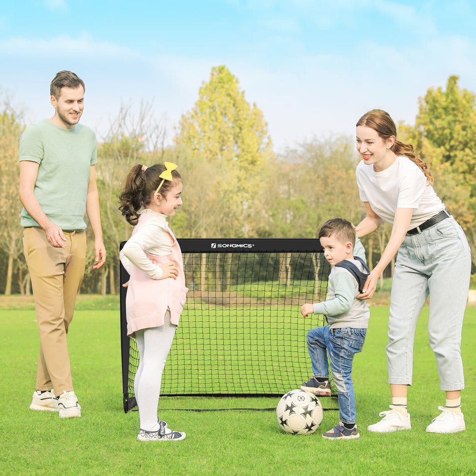 Set of 2 Portable Soccer Nets – Steel and Fibreglass – Red – Quick Assembly for Garden, Park, and Beach