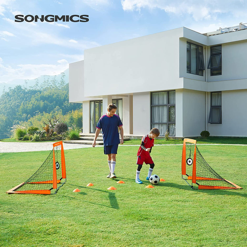 Set of 2 Portable Football Nets – Fibreglass – Black – Includes Targets and Training Cones