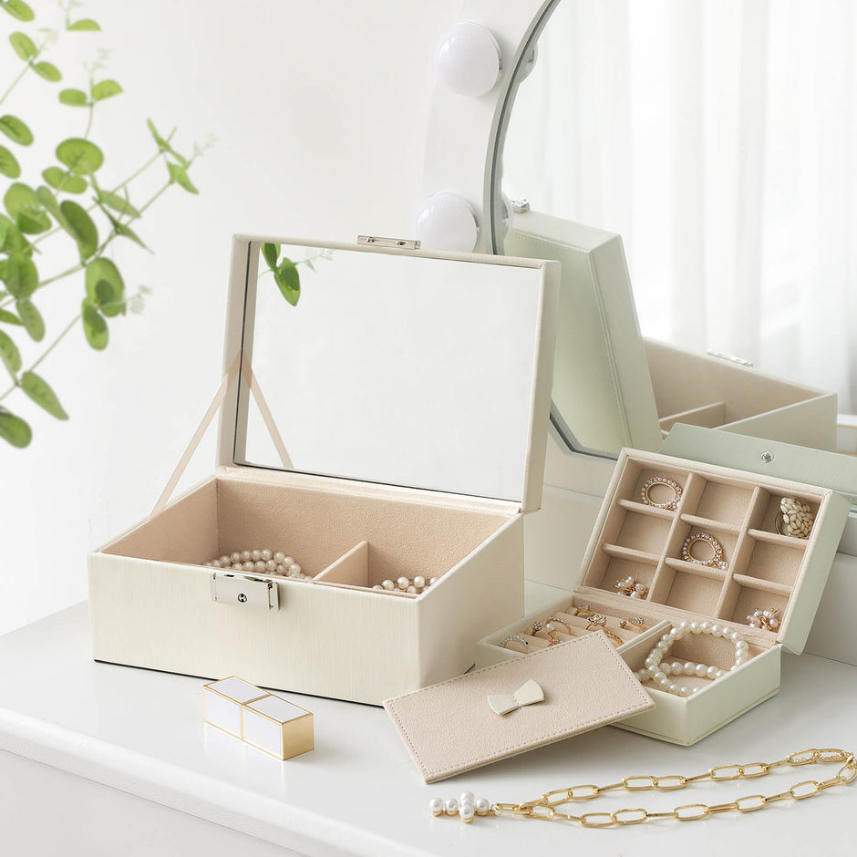 Jewelry Box – Thickened Frame – Black – Lockable with Foldable Tray and Removable Divider