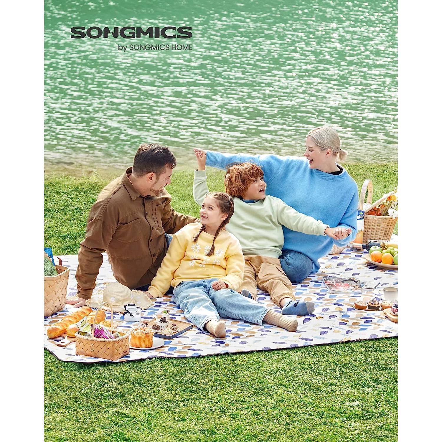 Picnic Blanket – Fabric – Leaf Pattern – Extra Large 300 x 200 cm