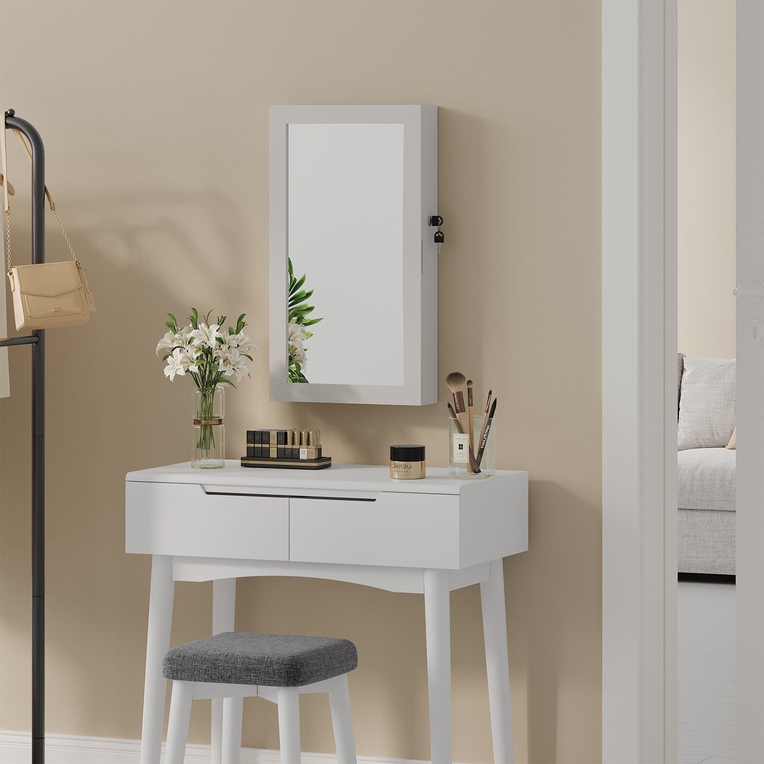 Lockable Jewellery Cabinet – Wood – White – Wall-Mounted with Mirror and Space-Saving Design