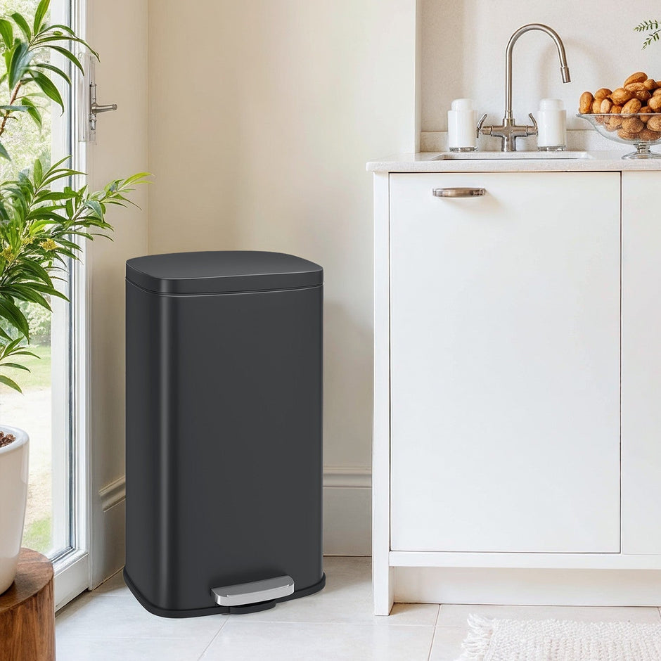 Pedal Rubbish Bin – Stainless Steel – Black – 30L Capacity, Soft-Close Lid, Inner Plastic Bucket