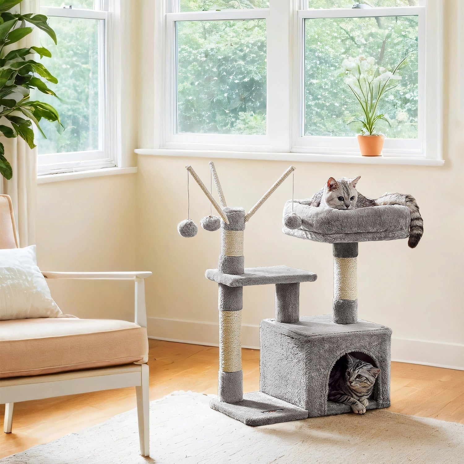 Cat Tree – Wood and Plush – Light Grey – 72 cm with Scratching Post and Three Pompoms