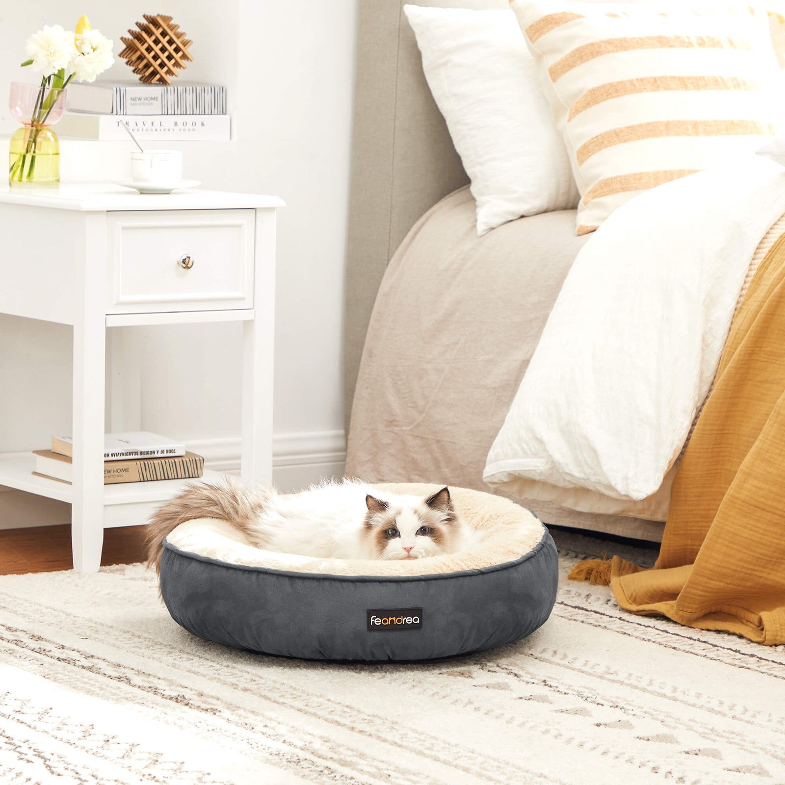 Round Dog Bed – Fabric – Dark Grey – Washable Cover, 50 cm Diameter