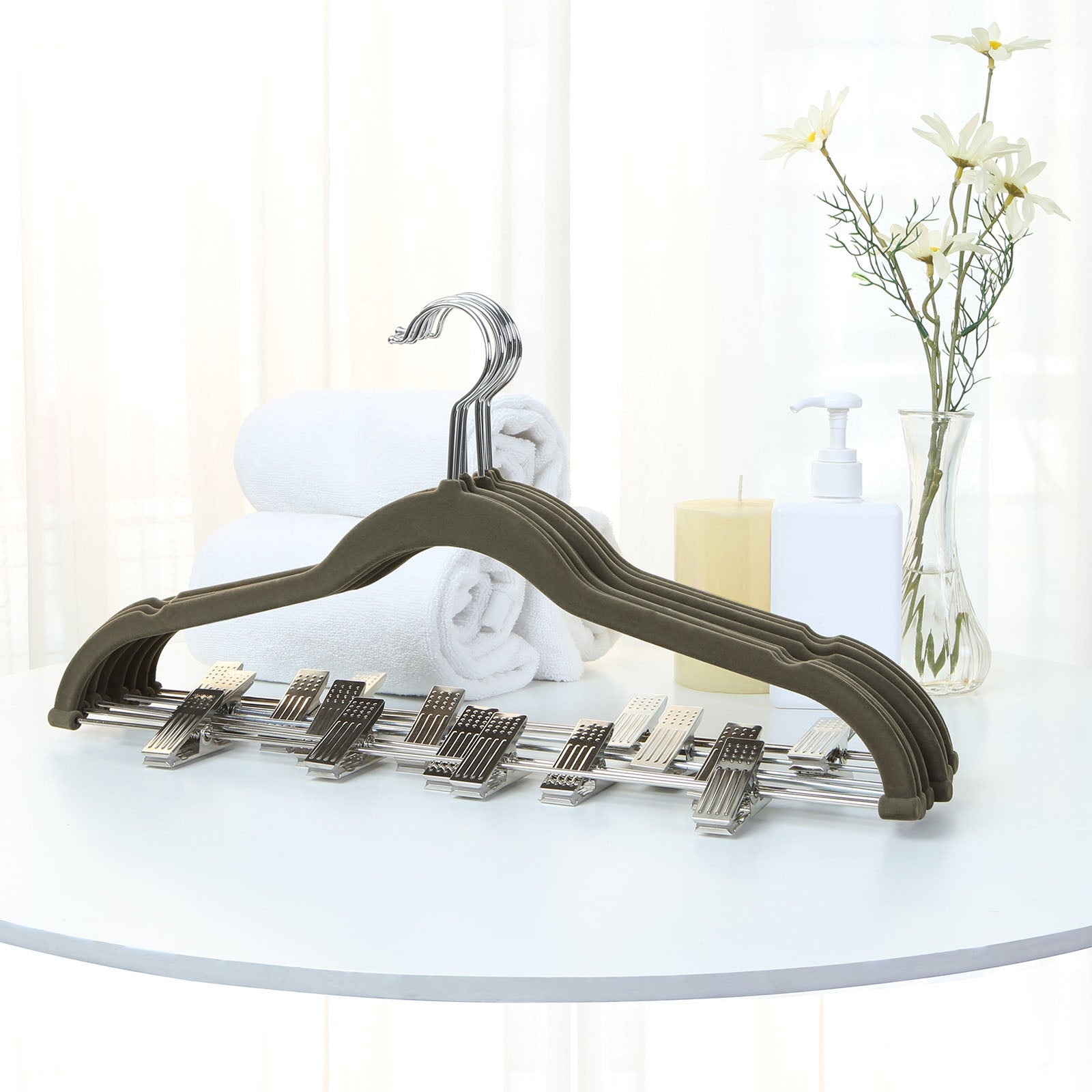 Velvet Trouser Hangers – Velvet – Grey – Non-Slip with 360 Rotating Hook and Clips
