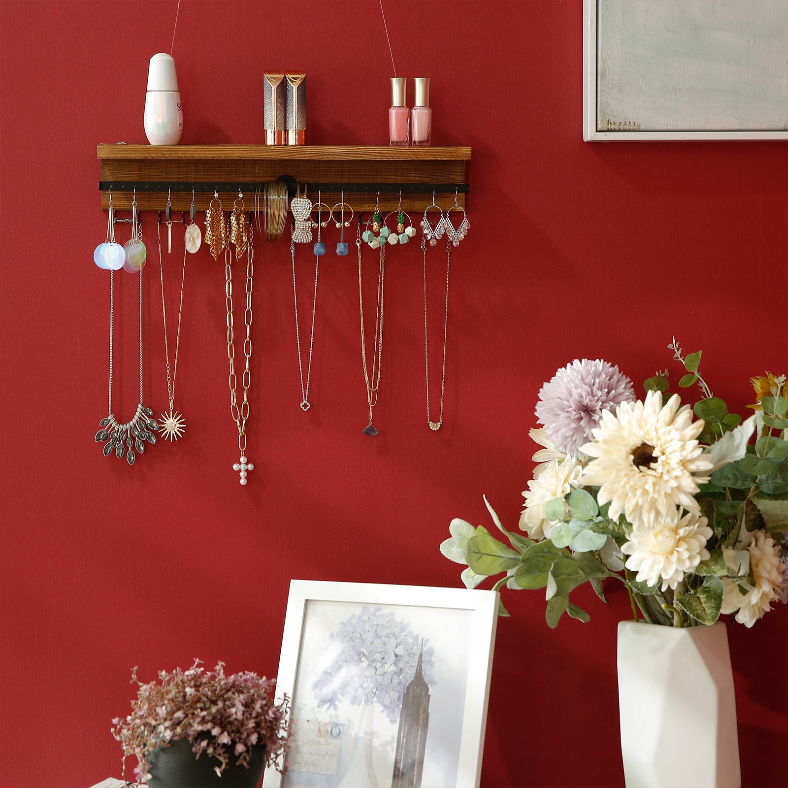 Wall-Mounted Jewellery Organiser – Wood – Rustic Brown – Display with Shelf and Hooks for Earrings and Bracelets